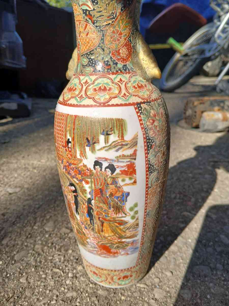 Japanese Satsuma Porcelain Vase