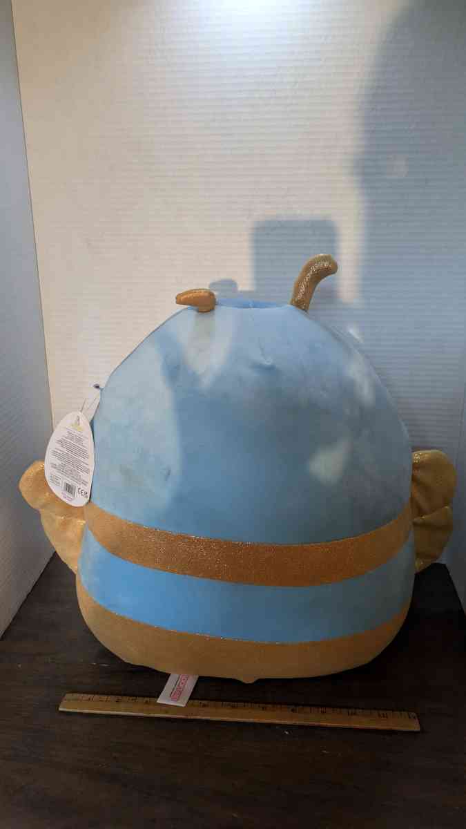 Squishmallows Adopt Me Queen Bee Kelly toy 14 Gold Glitter