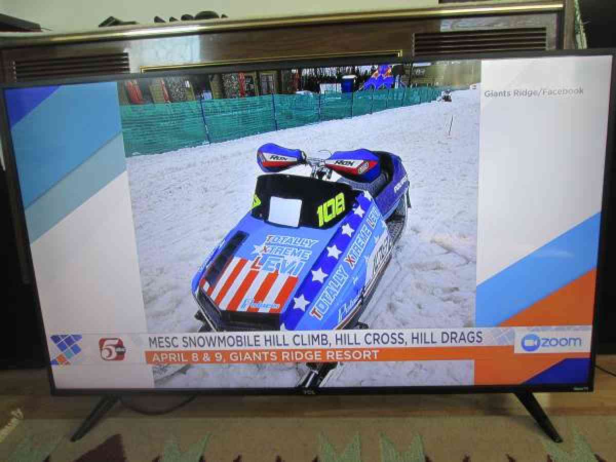 TCL Roku TV 4K  49 inches