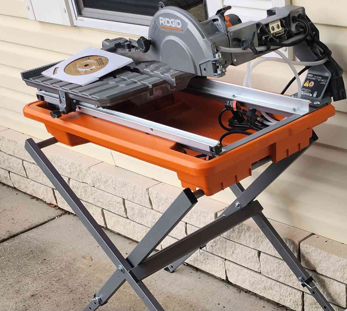 Ridgid R4031S Wet Saw with Stand