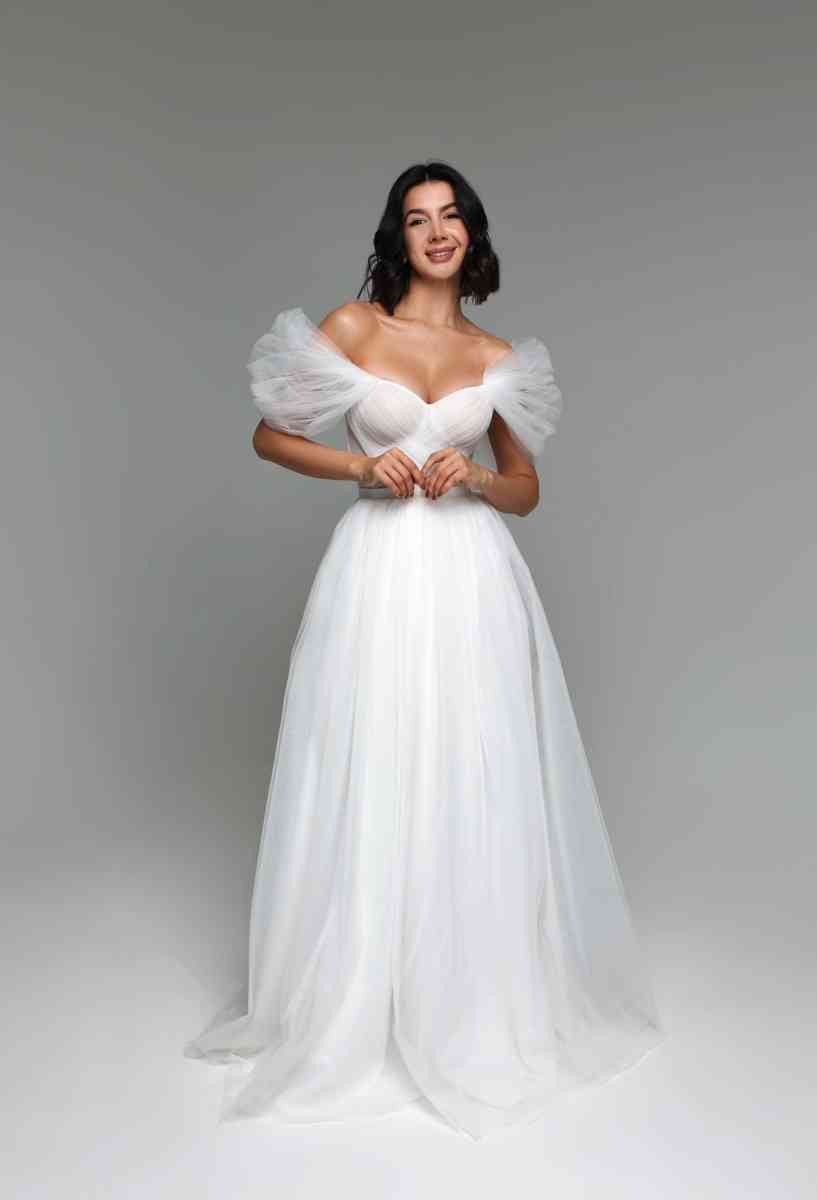 Wedding dress evening dress prom dress bridesmaid dress