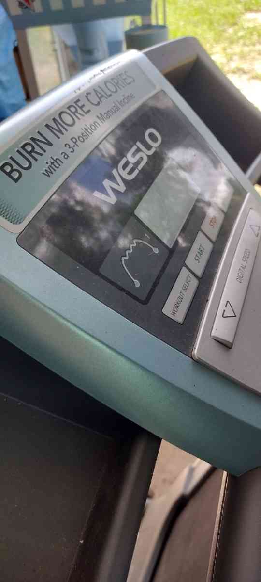 Weslo Cadence CT 48 Treadmill