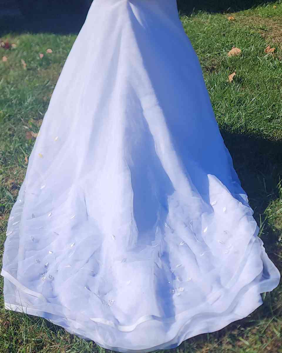 wedding dress