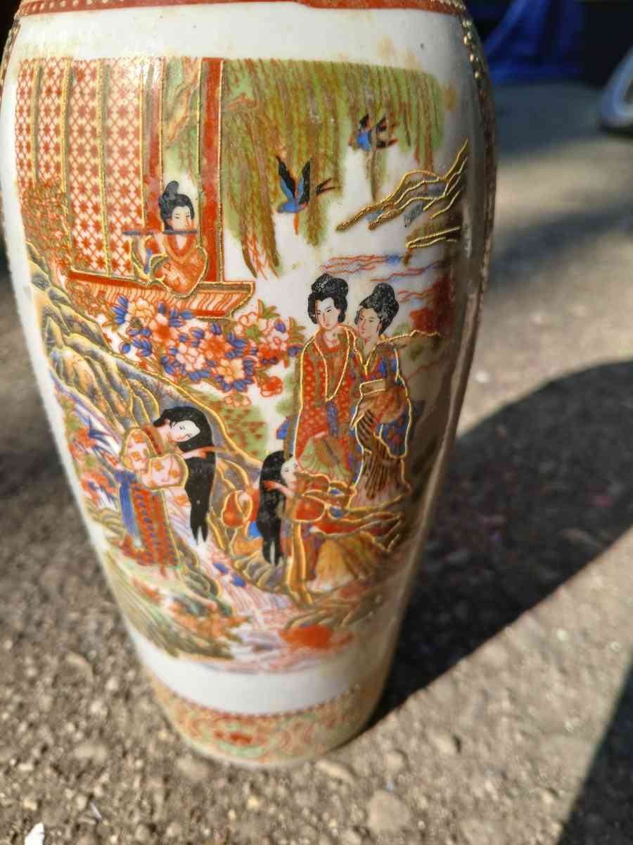 Japanese Satsuma Gold Gilded Porcelain Vase Height  10