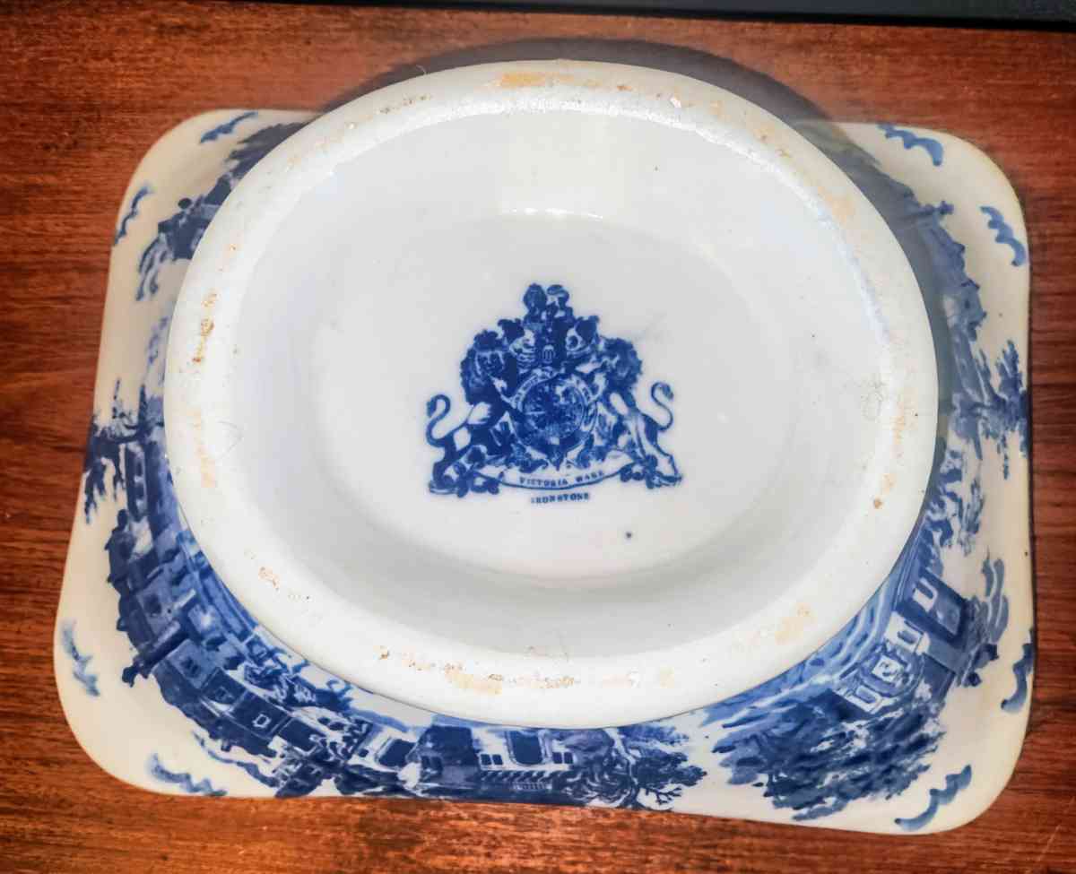 Victoria ware ironstone  pedestal bowl