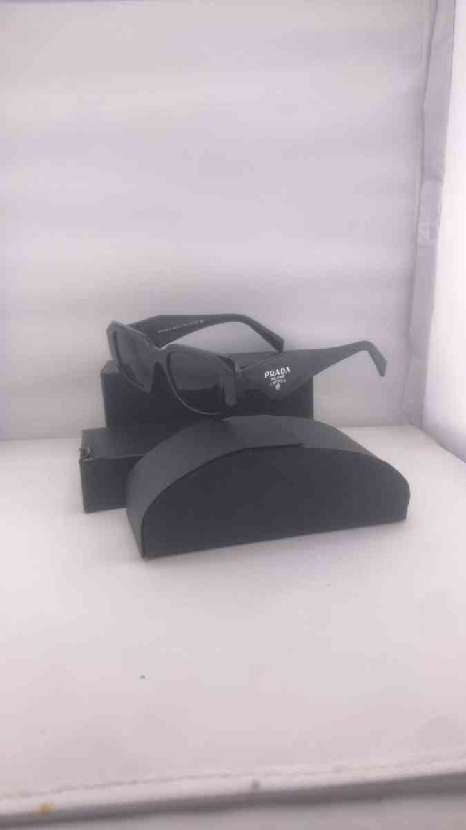 PRADA SUNGLASSES