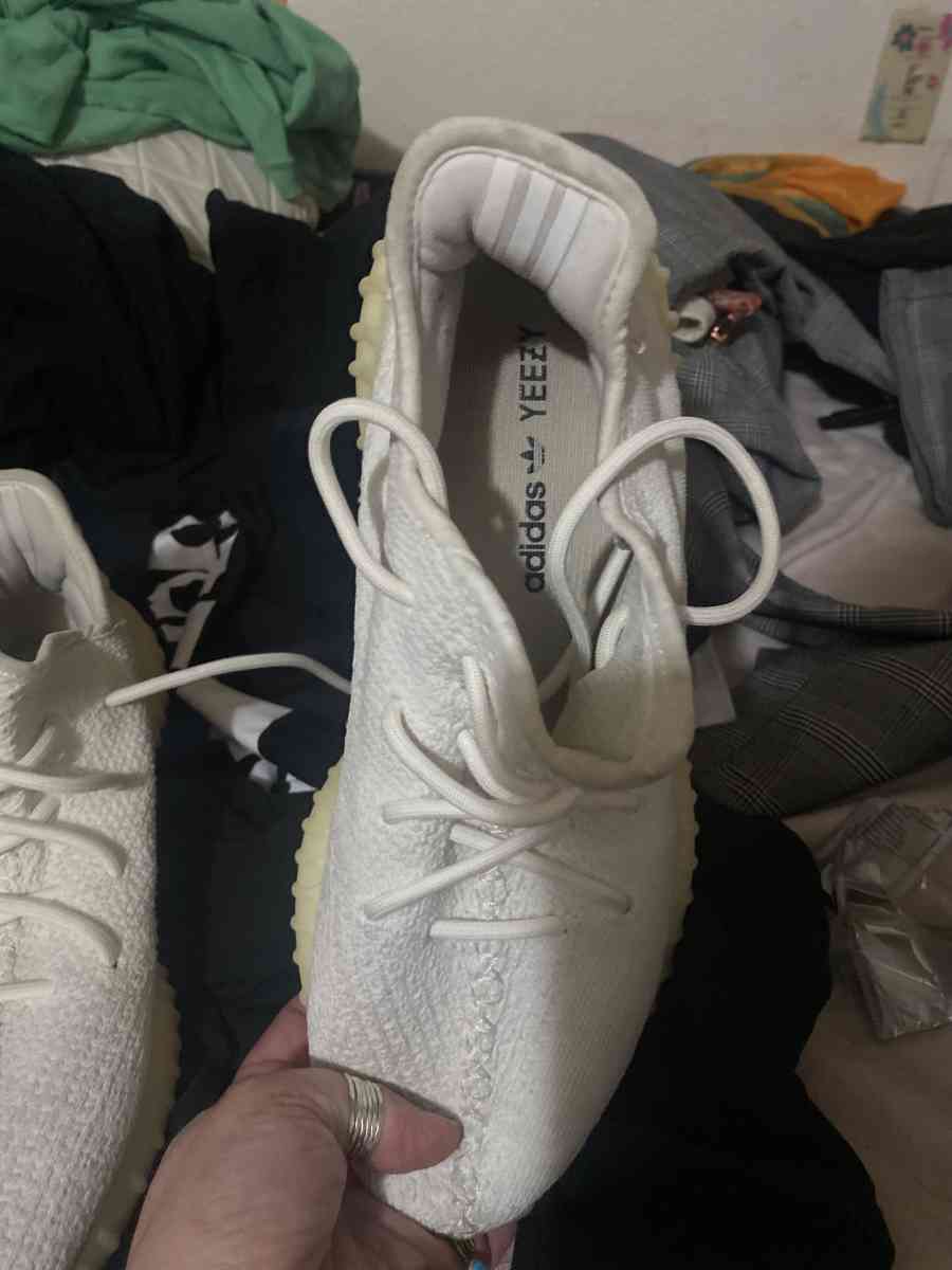 Yeezys cream Boost 350 V2
