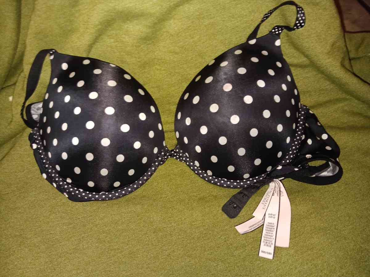 Victoria Secret Padded Push Up Bra