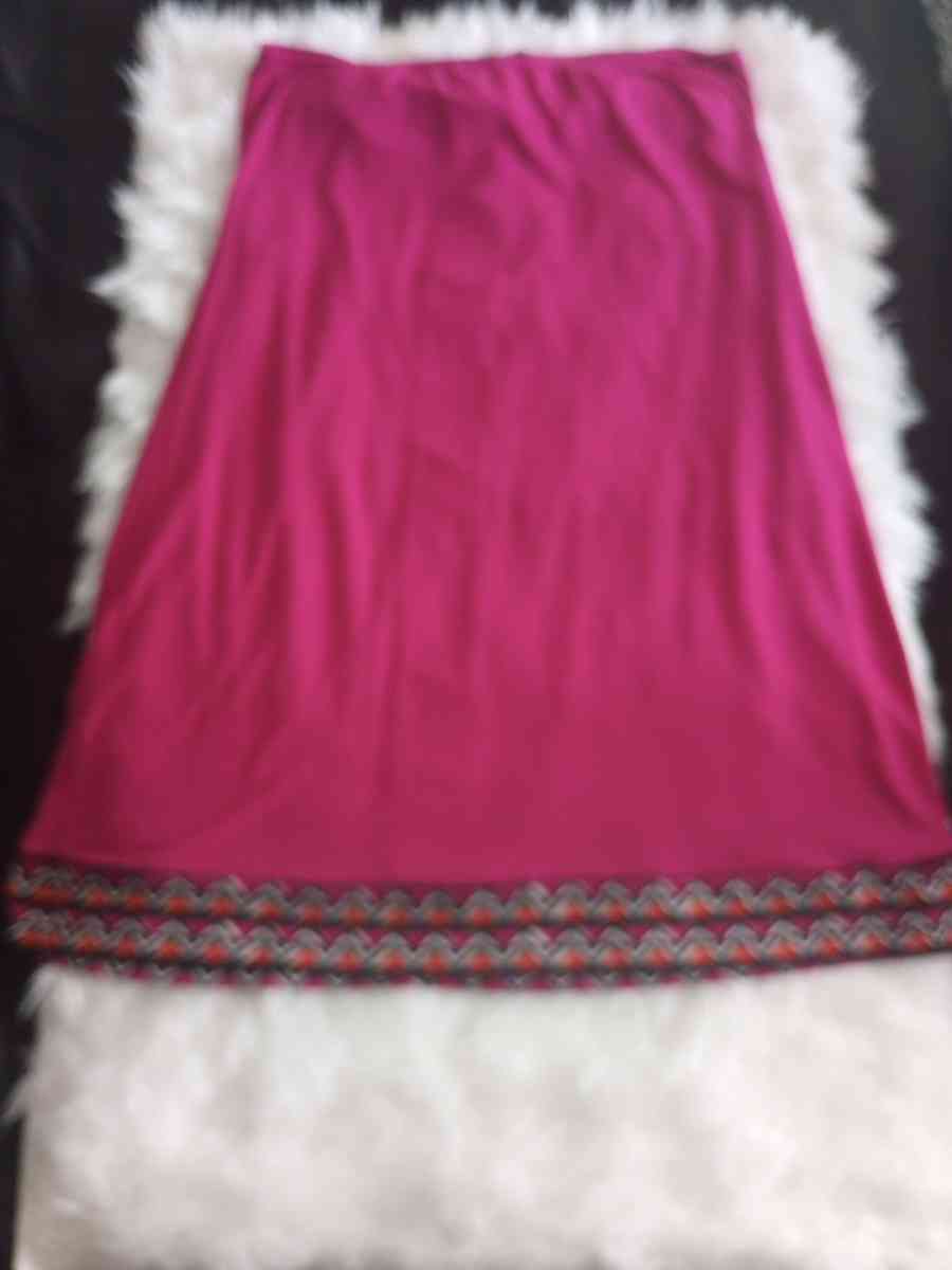 beautiful pink satin feel dress Calvin Clien