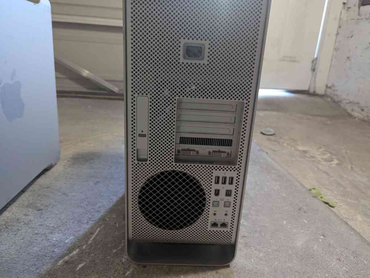 Mac Pro 4Core computers