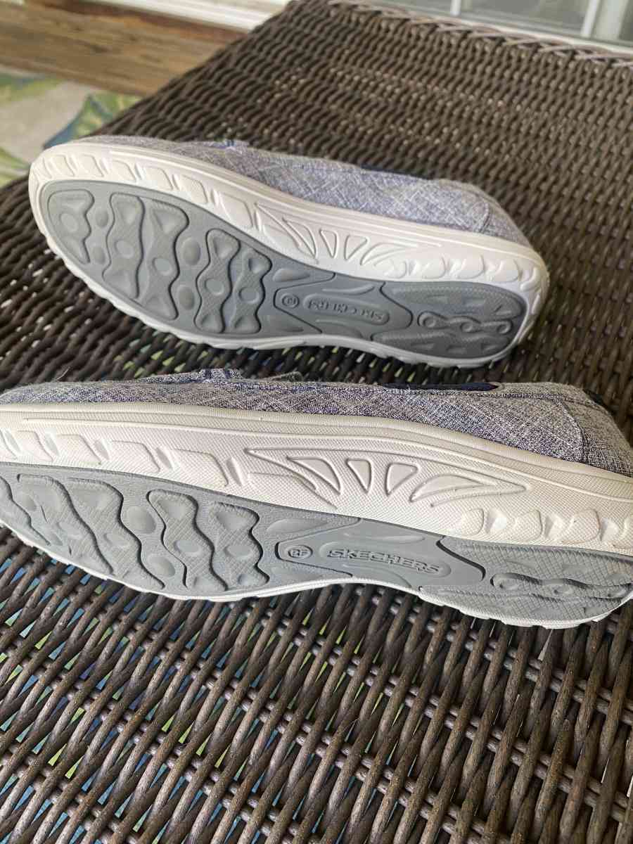 Sketchers Air Cooled Memory Foam