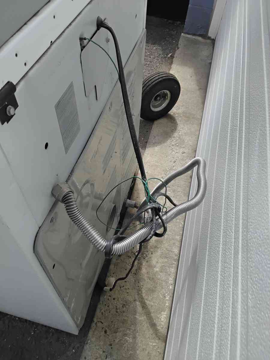 Nice White Whirlpool Gas Dryer OEM Like New