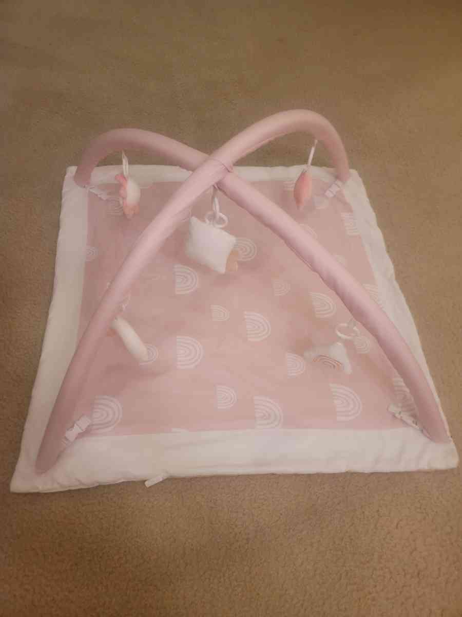 Baby swing and play mate