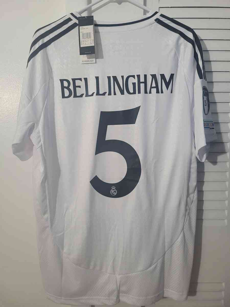 Real Madrid Jersey Soccer 2025 Fan Version Size XL Bellighan