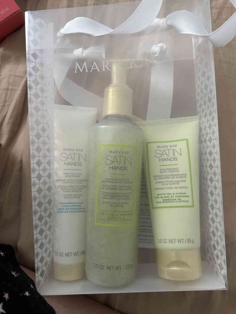 Marykay Satin Hands