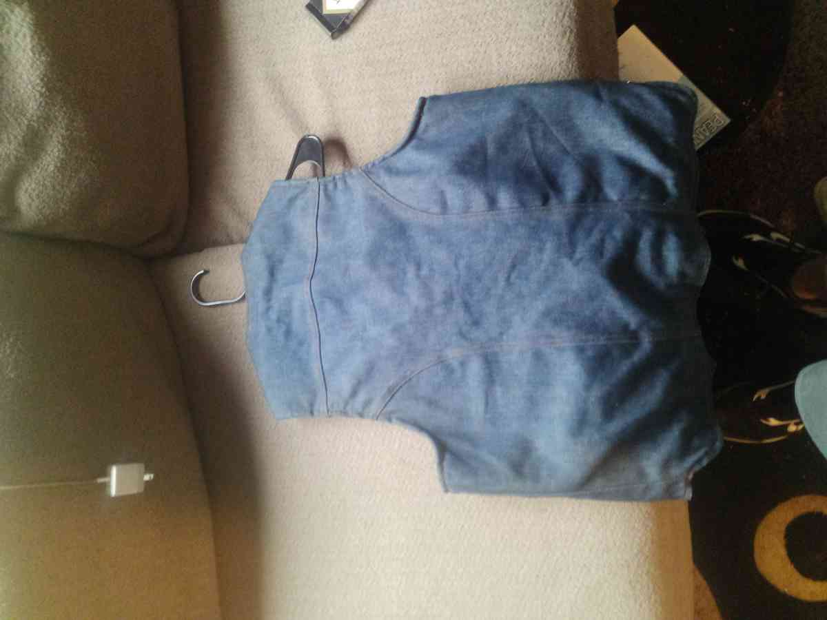 vintage wrangler vest one of a kind never worm set in closet