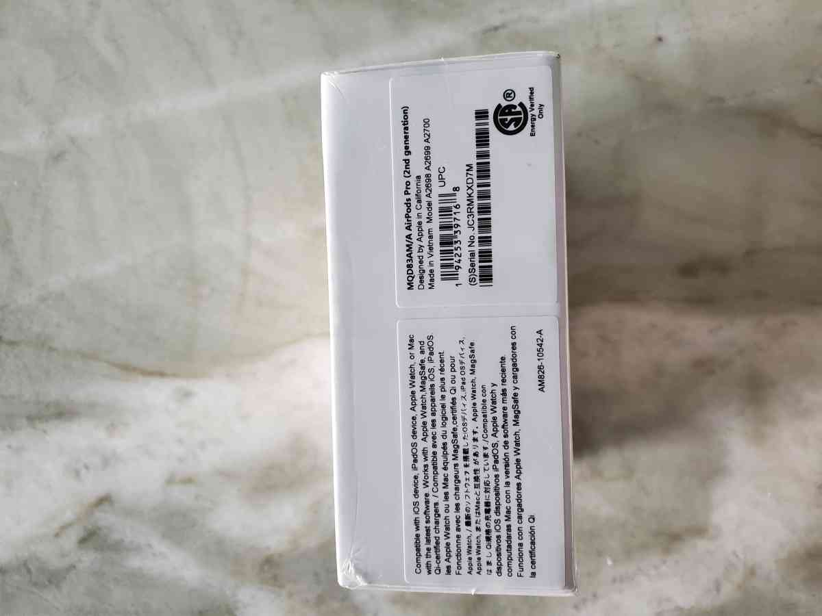 Apple AirPods 2nd Generation