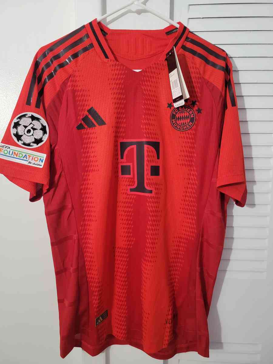 Bayer Mnich Soccer Jersey 2025 Player Version Size L XL