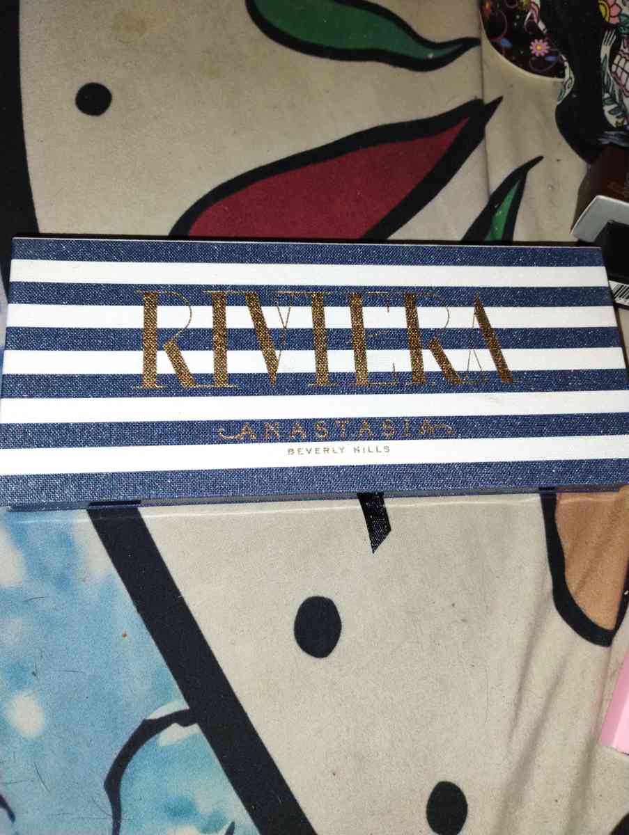 Brand name Makeup for the Low Jeffrey Star Mac Anastasia