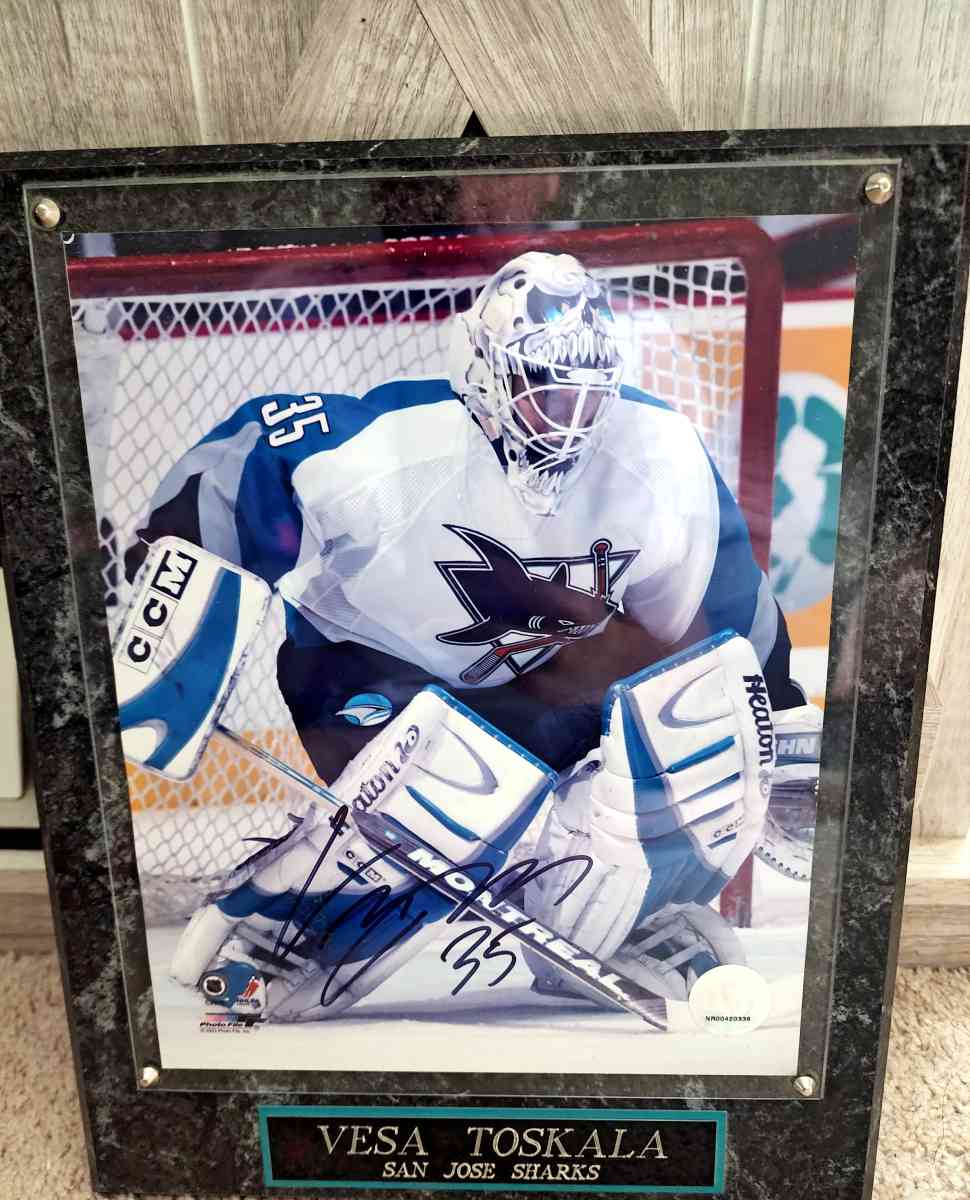 Vesa Toskala Signed Sharks 8x10 Gloss Finish Photo in Heavy