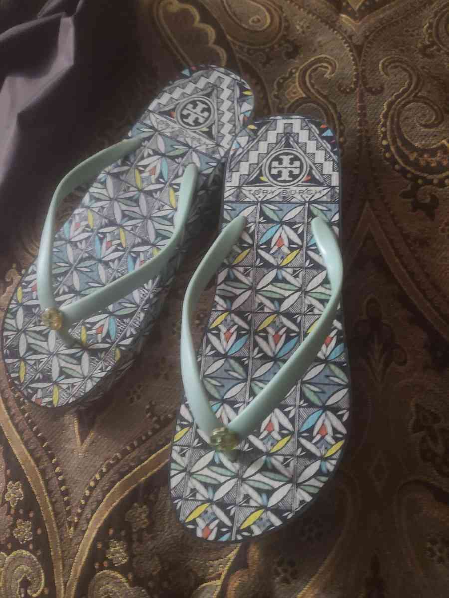 tory burch sandals size 8
