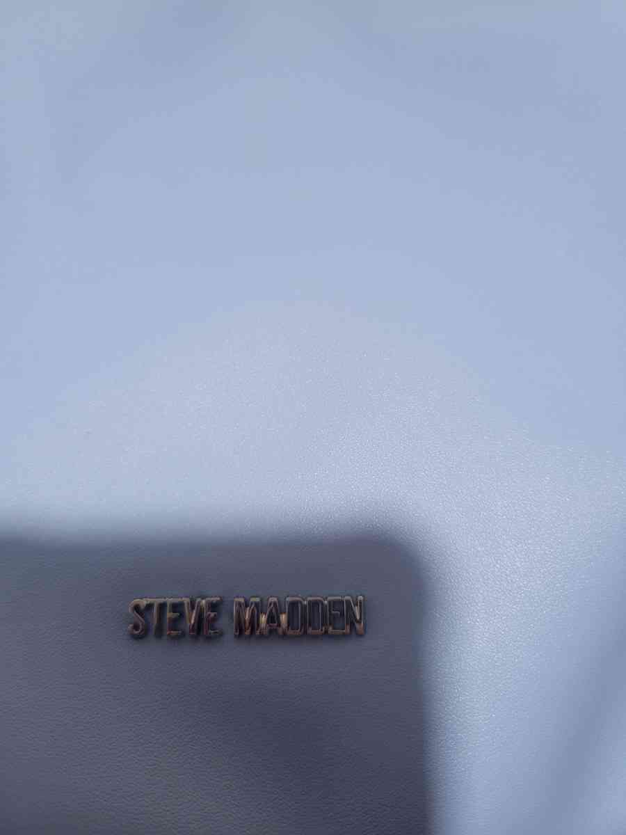 Steve Madden  crossbody purse