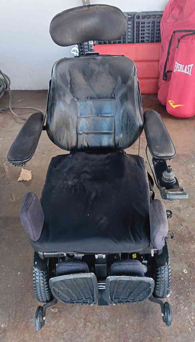 mechanical wheelchair