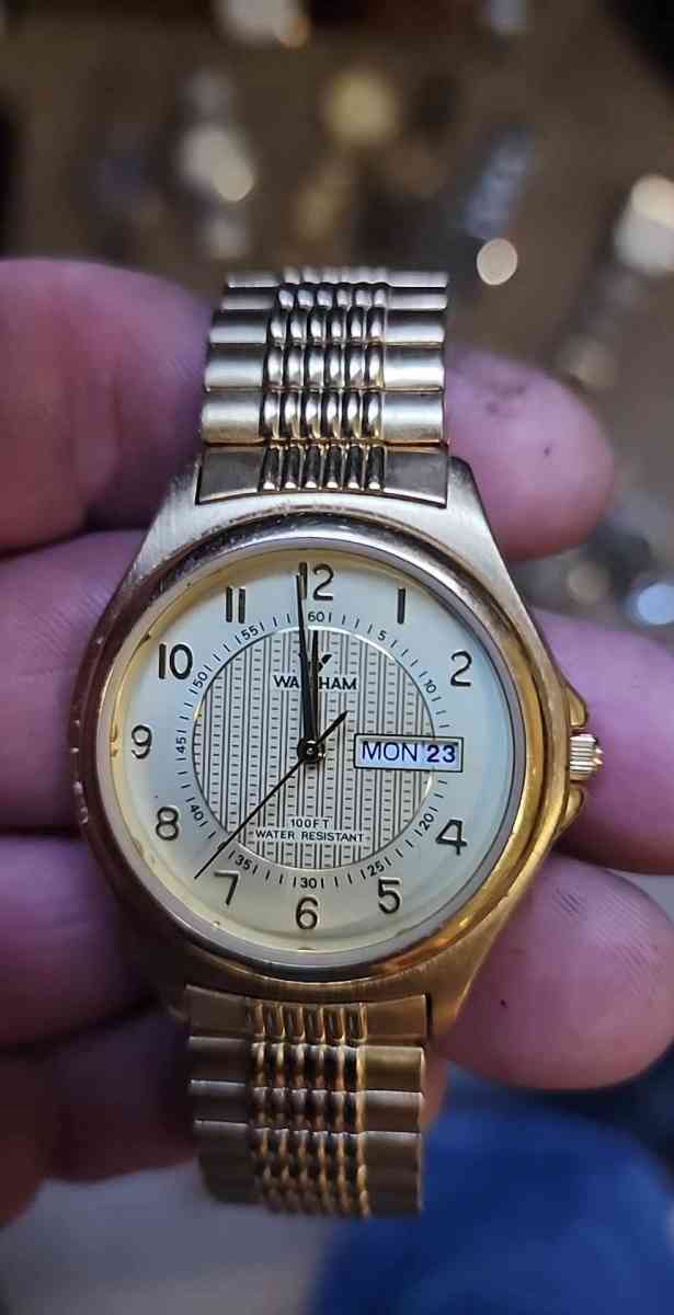 Waltham god watch with elastic band
