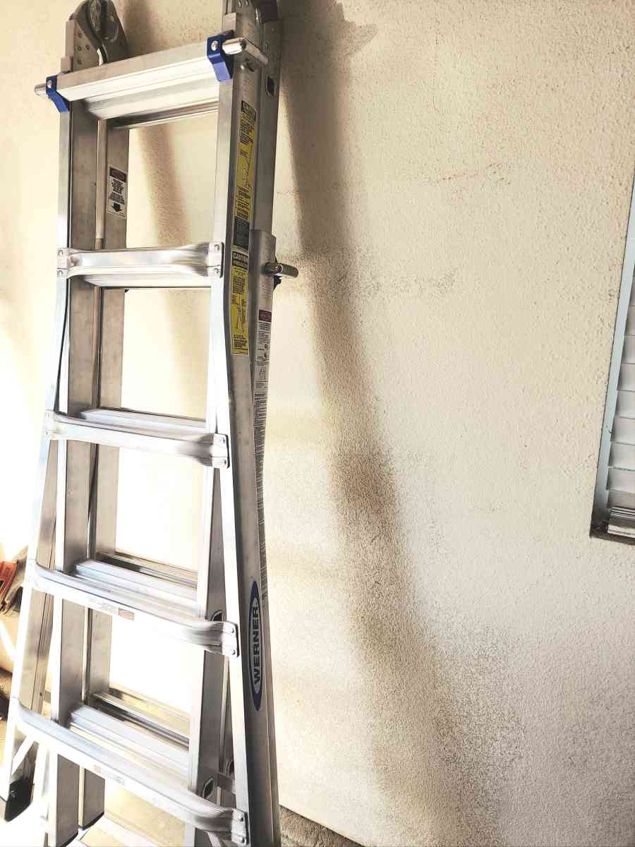 WERNER 22 Ft Ladder  Multi Position