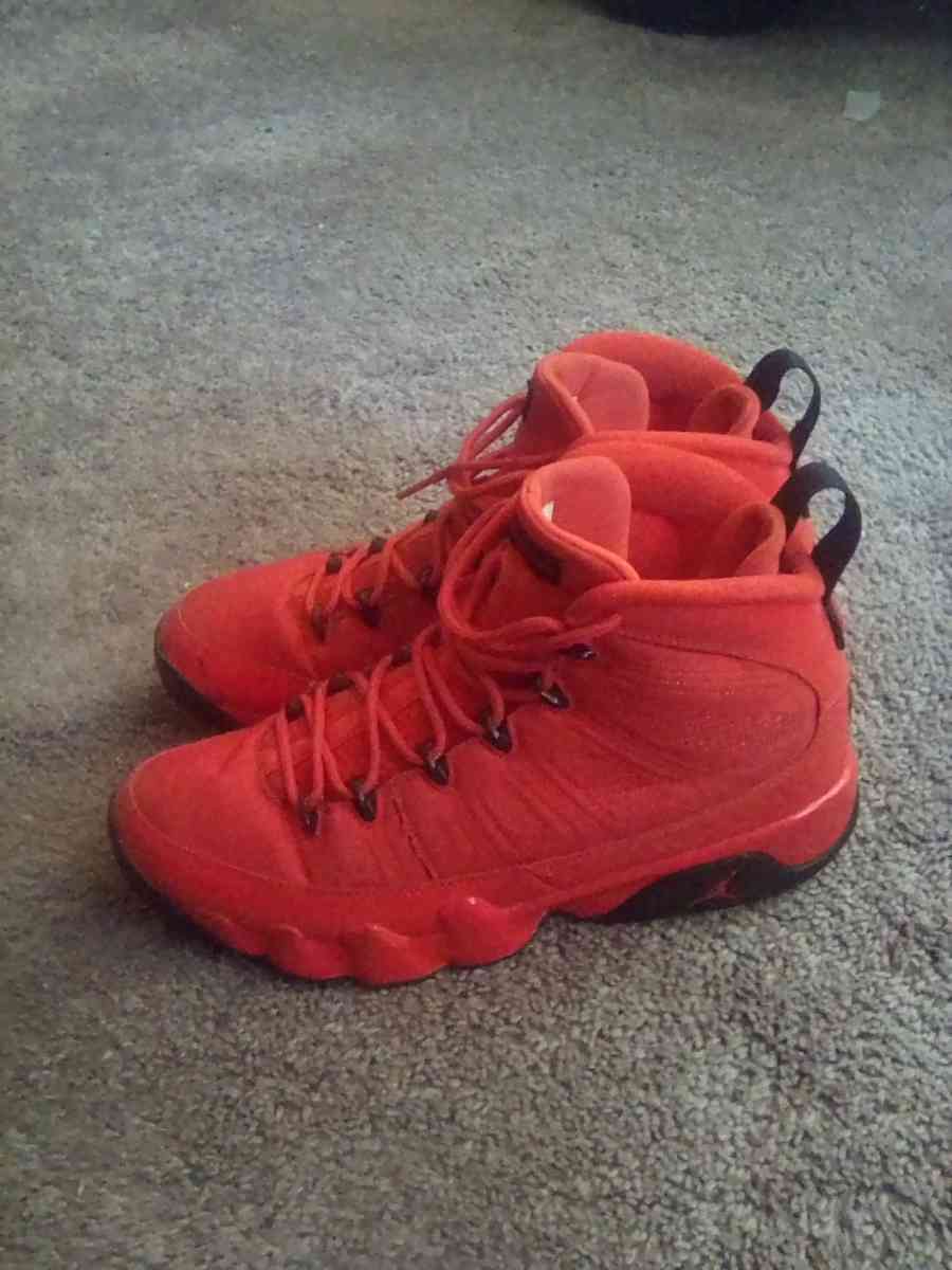 Jordan 9 Chile Red Size 9 Used Has Been Worn Please Read