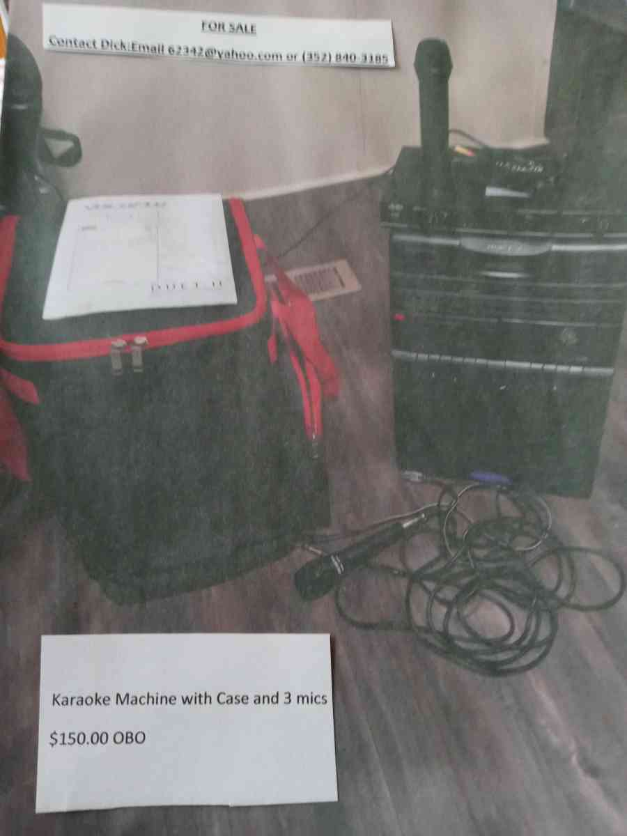 Karaoke machine with case and three mics