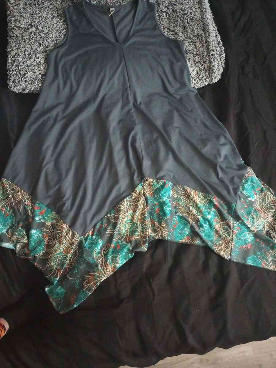 light flow light feel beautiful grey free with floral print