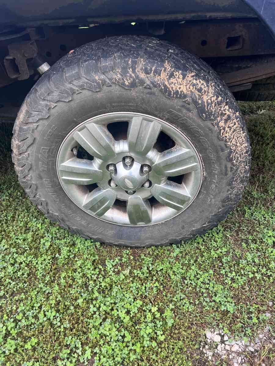 2011 ford f150 rims and tires
