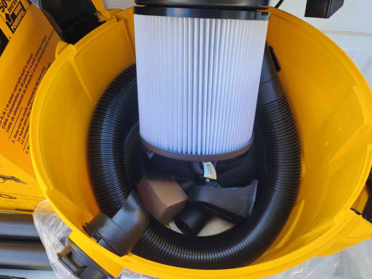 Dewalt Stealthsonic Quiet Wet Dry Shop Vacuum