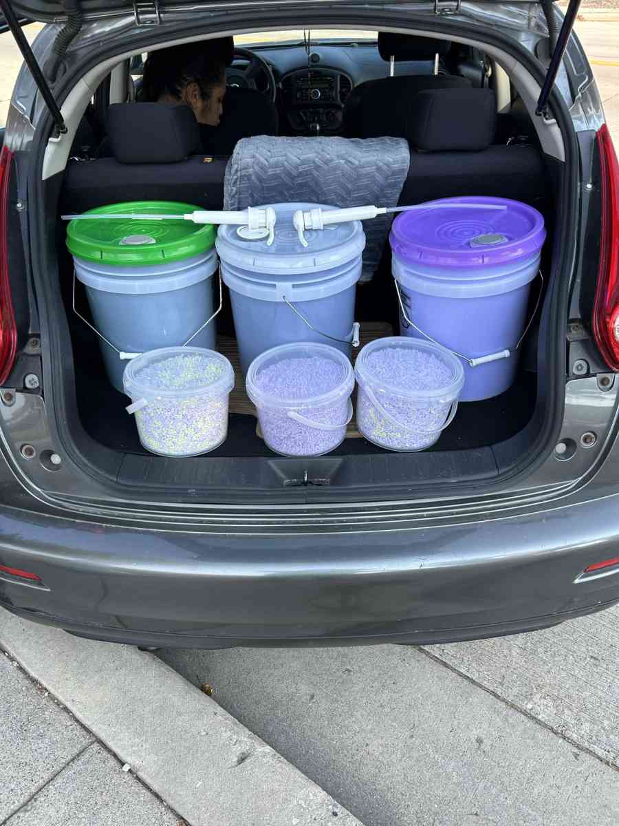 5 gallon Laundry detergent