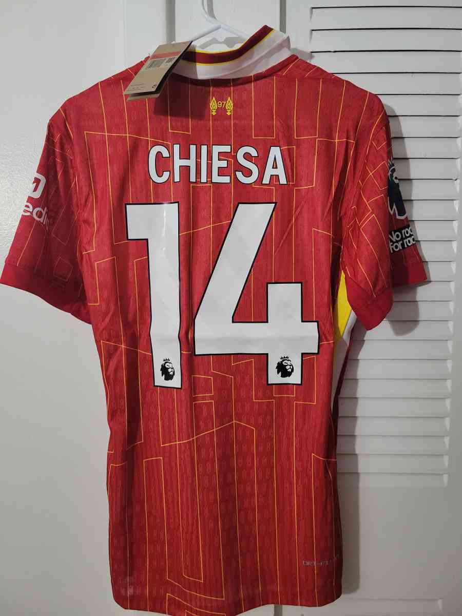 Liverpool 2025 Player Version Size L XL  Chiesa