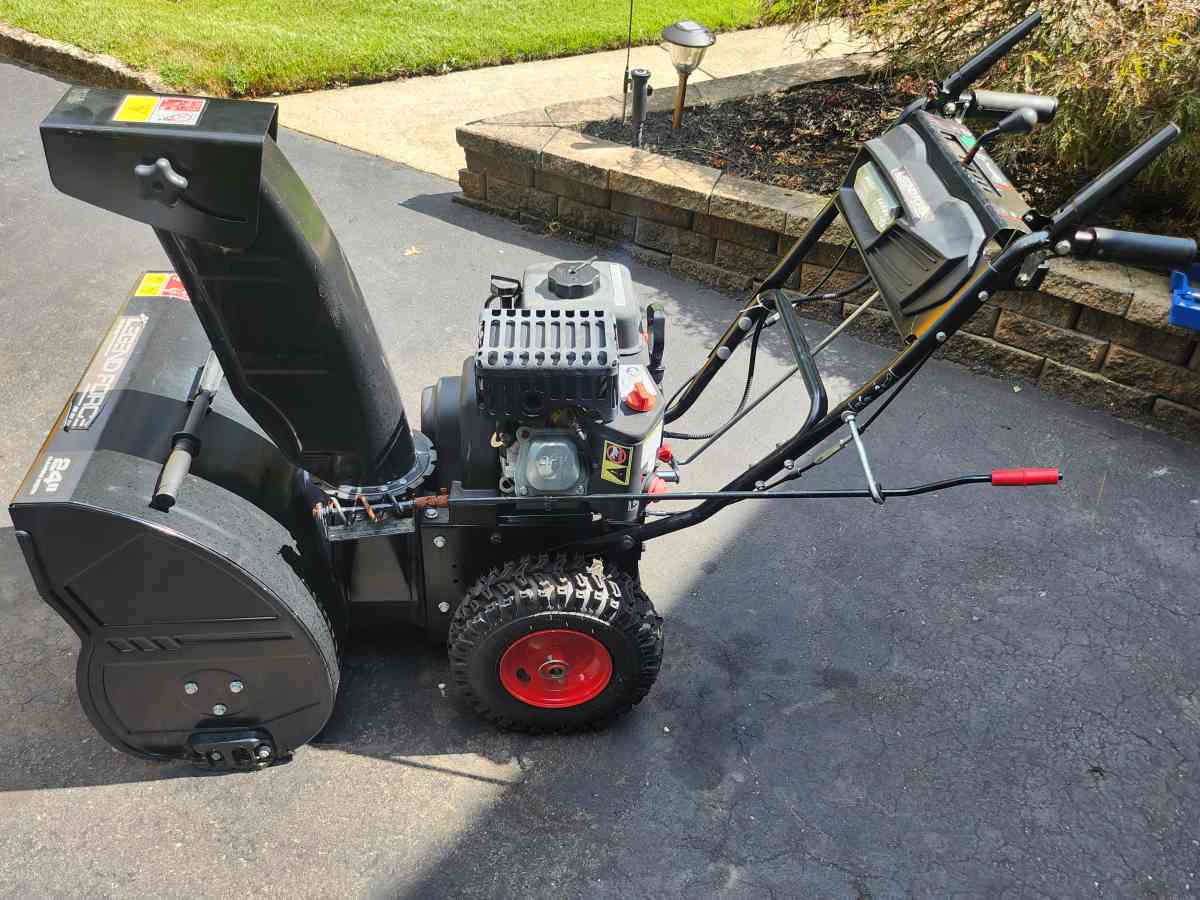 Legend Force Snow Blower