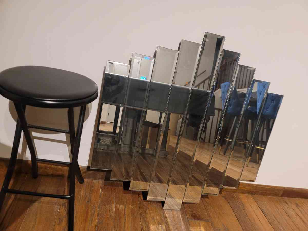 decorative mirror
