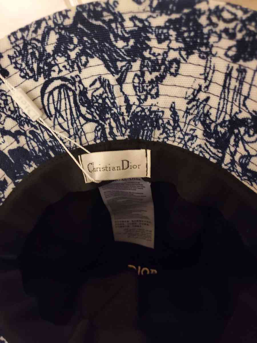 Dior bandana signature logo bucket hat