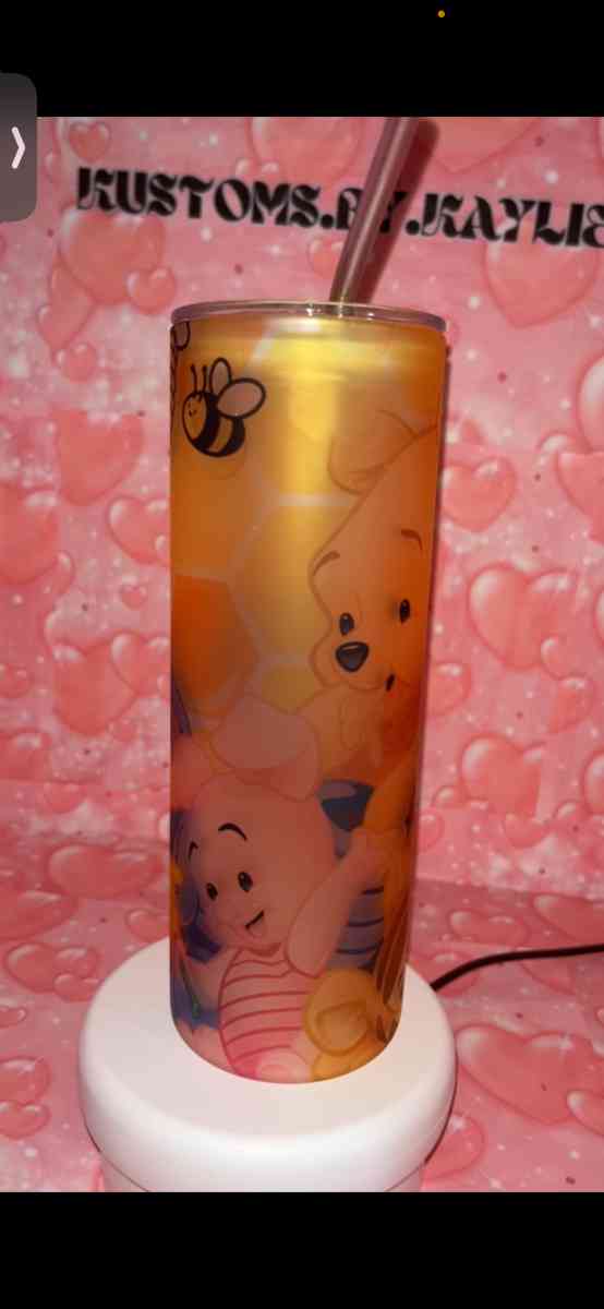 Winnie the Pooh frosted glass tumbler