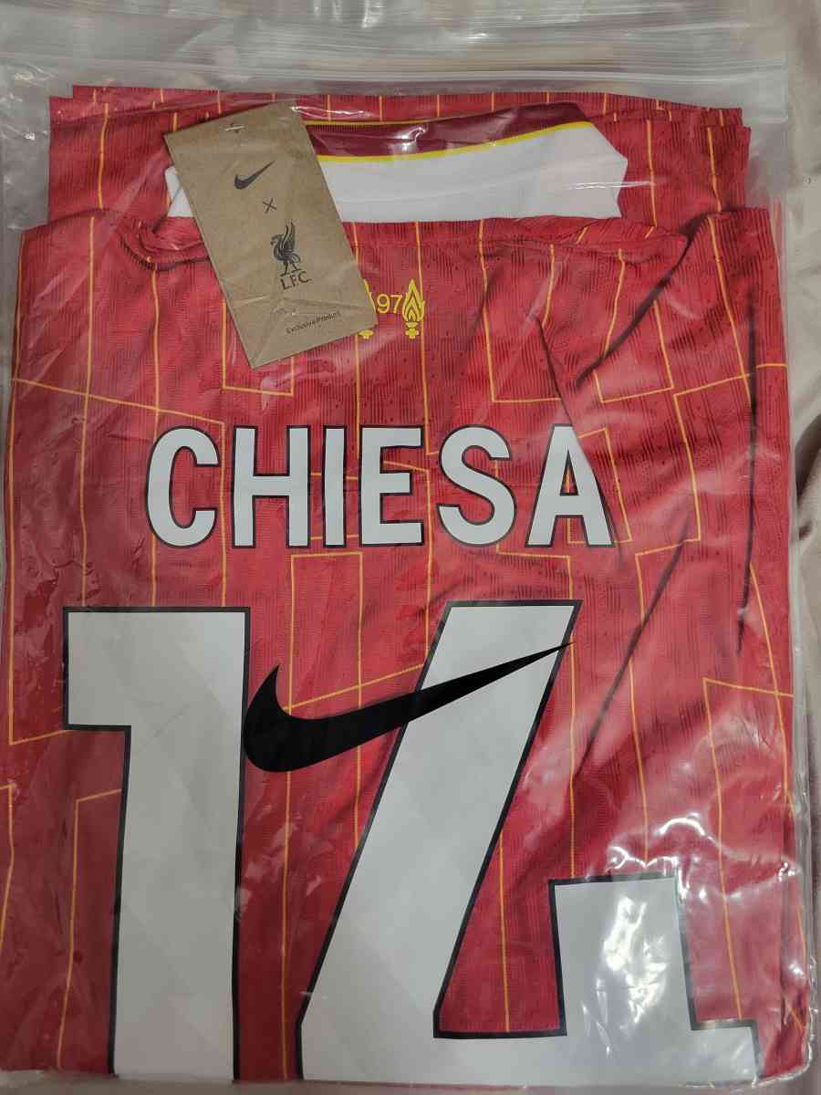 Liverpool 2025 Player Version Size L XL  Chiesa