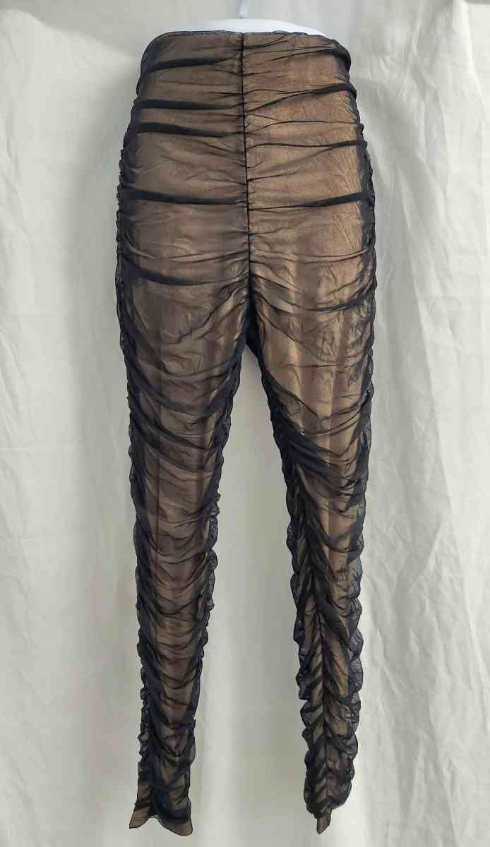 Fashion Nova Nude w Black Overlay Ruched Leggings Womens M