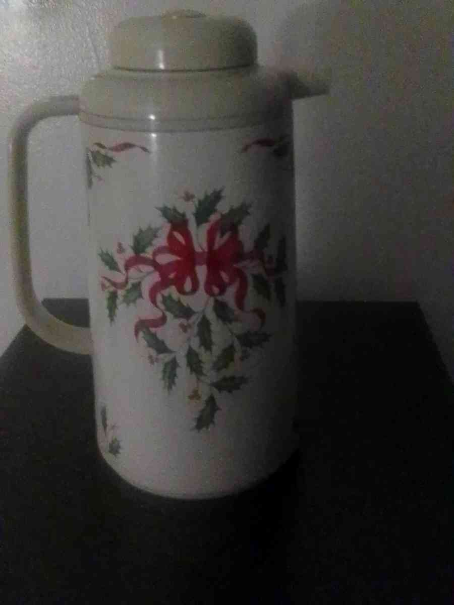 mistletoe Christmas Thermos with bow