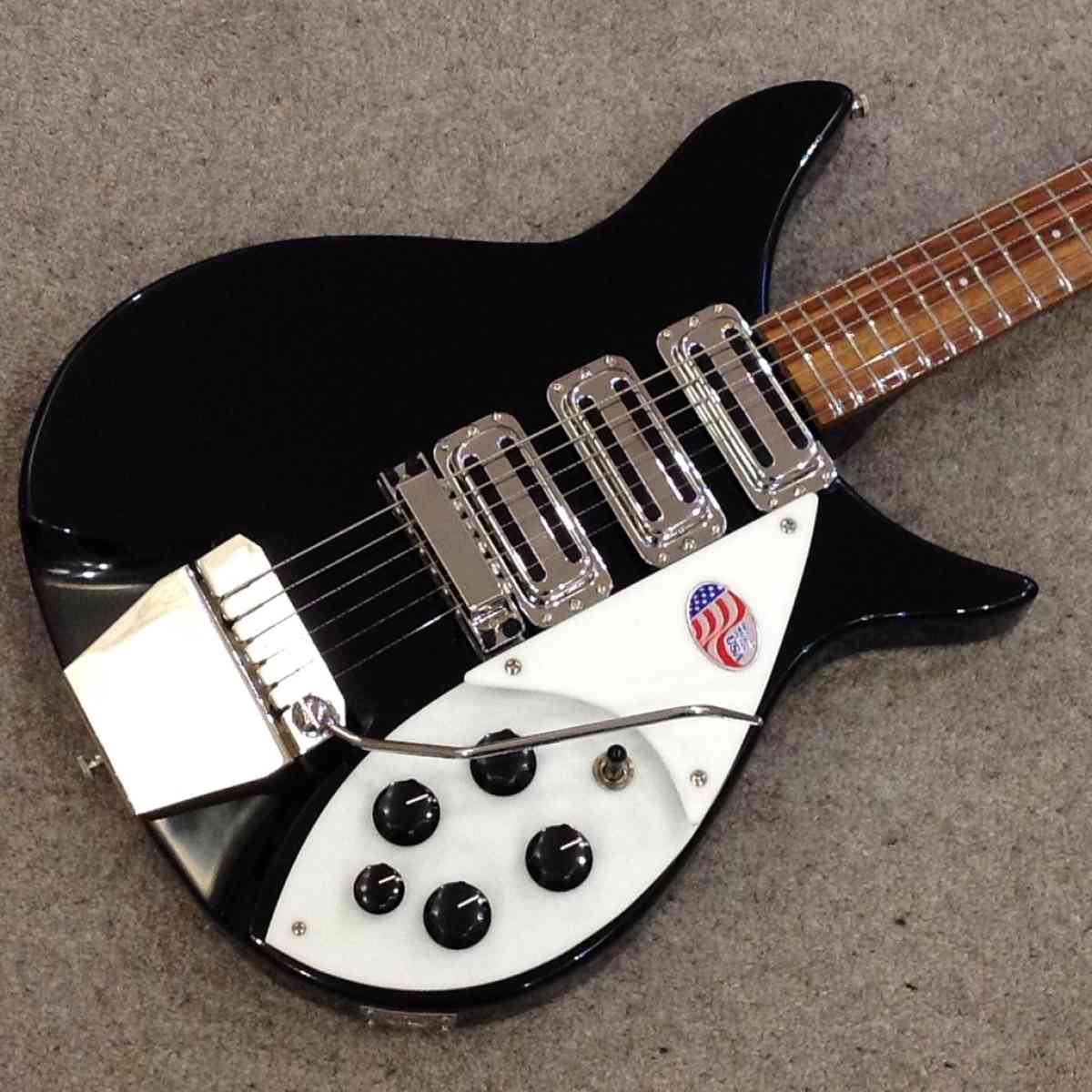 Rickenbacker 325 c64