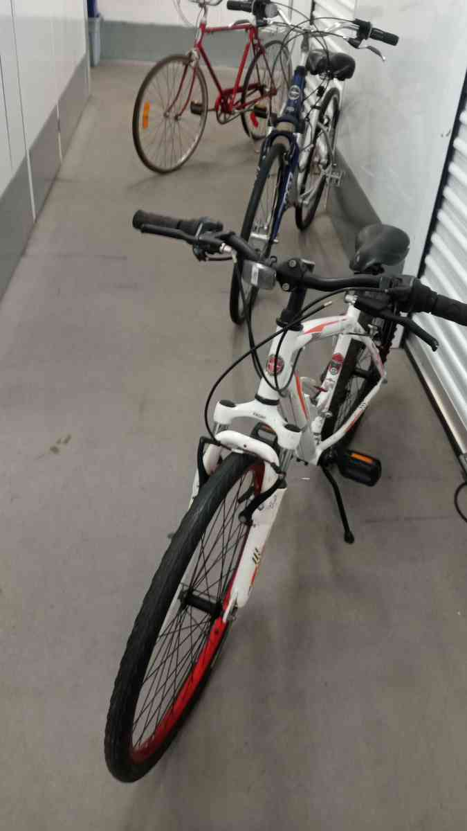 the3 bikes perfect driving condition