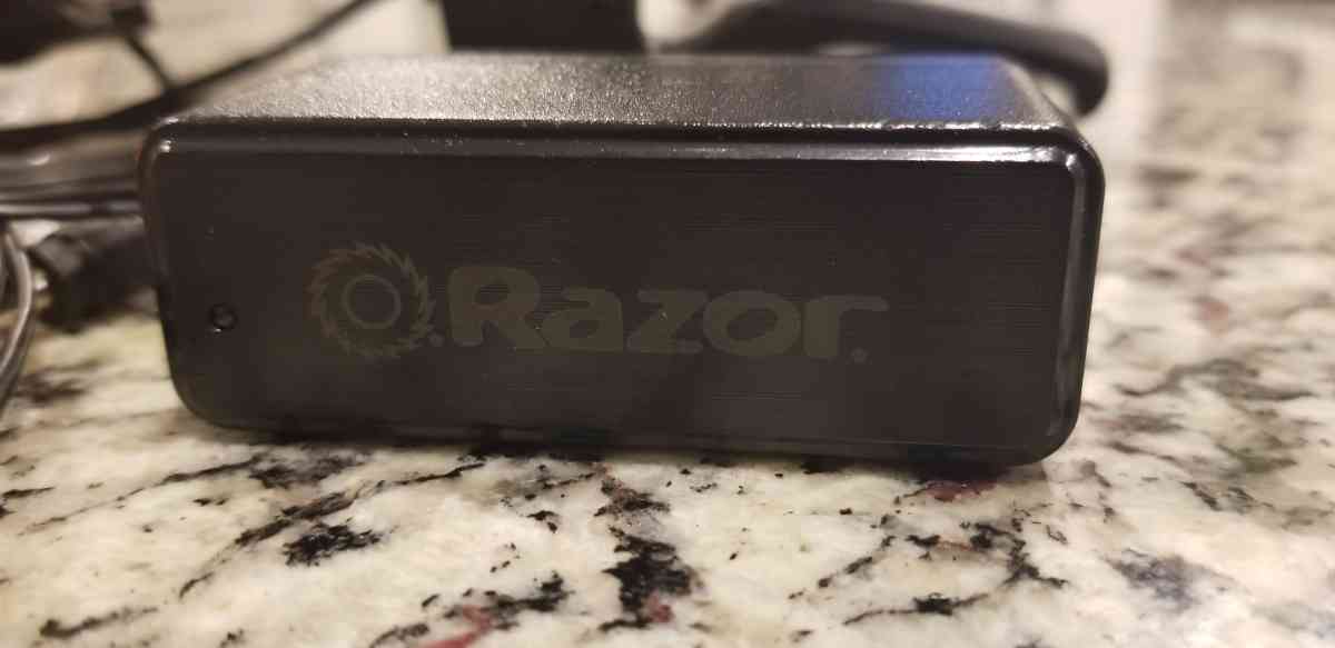 razor core E90 Electric Scooter