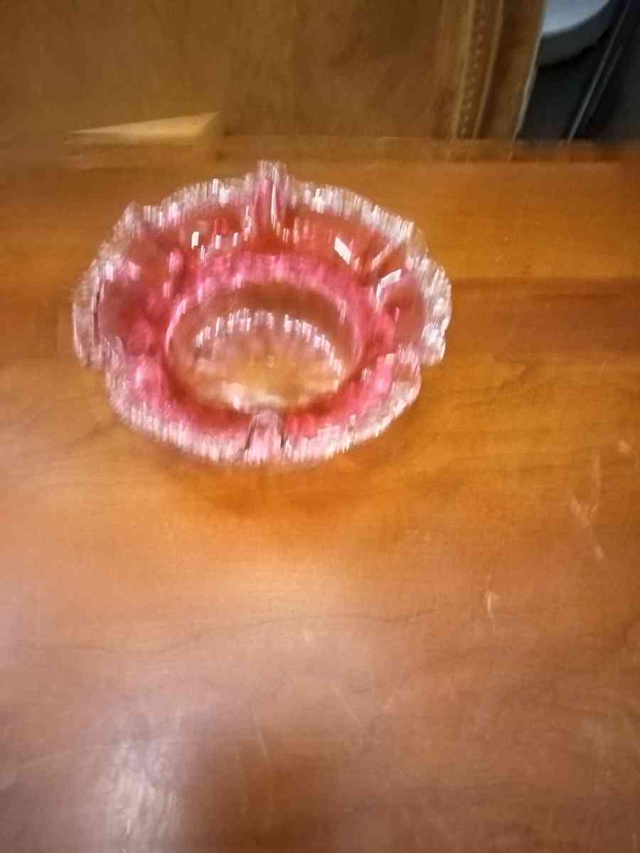 Beautiful scalloped pink glass bowl antique