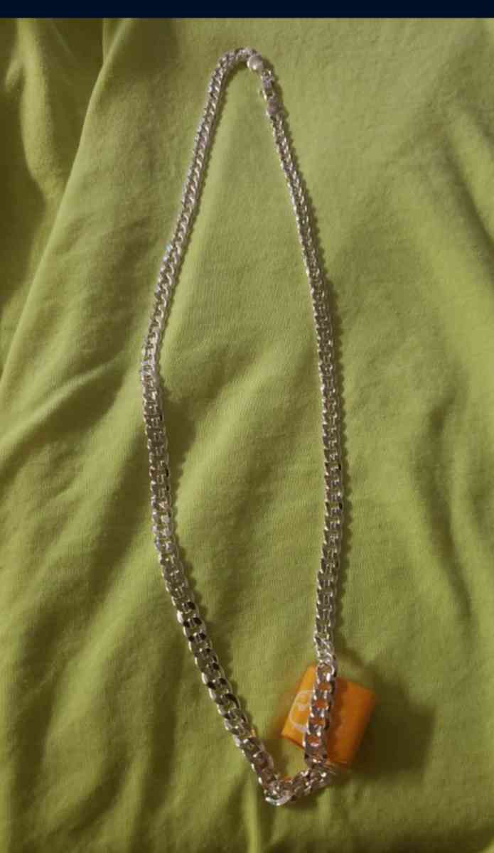 Beautiful silver 925 stamped 6mm 24in Cuban link chain