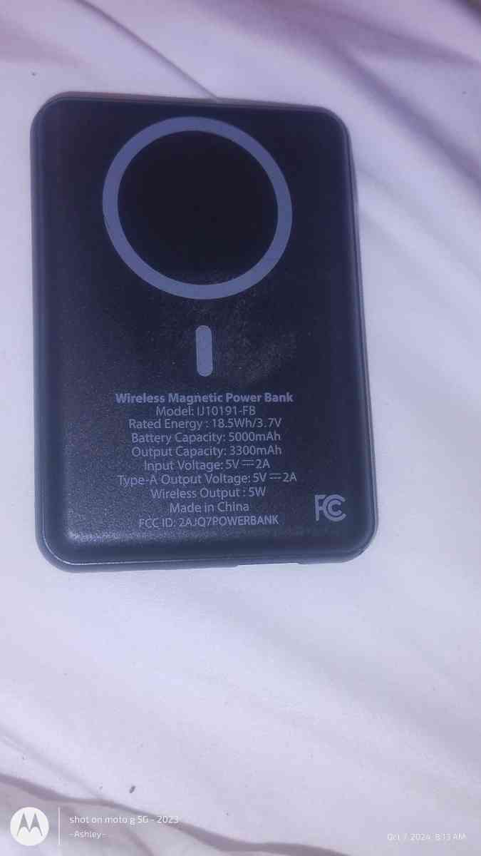 iJOY 5000mAh wireless battery pack