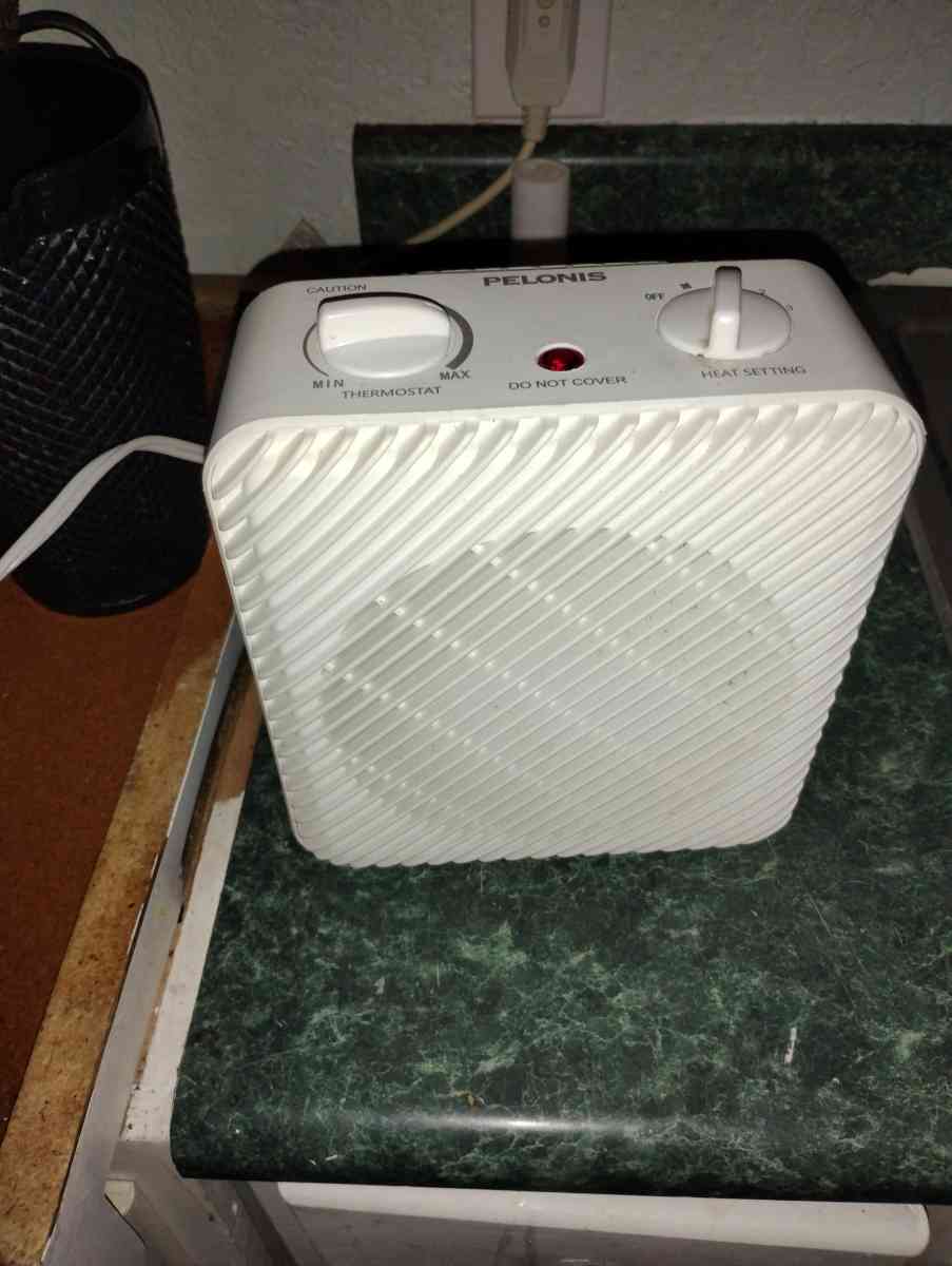 pelonis space heaters 2 of them